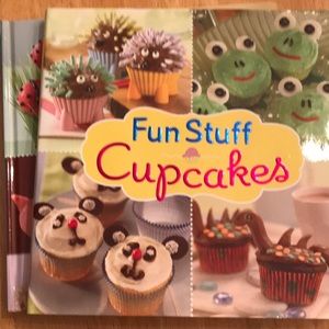🍡Fun Stuff cupcake and cake pop cook books